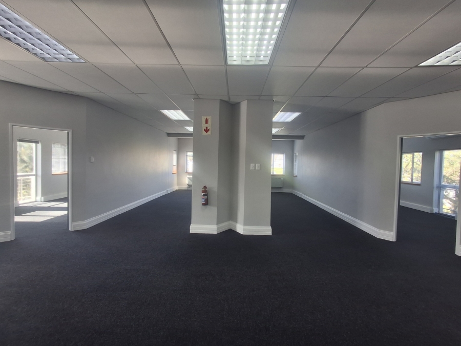 To Let Commercial Property for Rent in Berea Eastern Cape